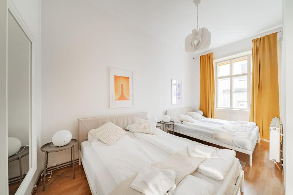 Zentrale Wohnung Fuer Entdecker Vienna Esterno foto