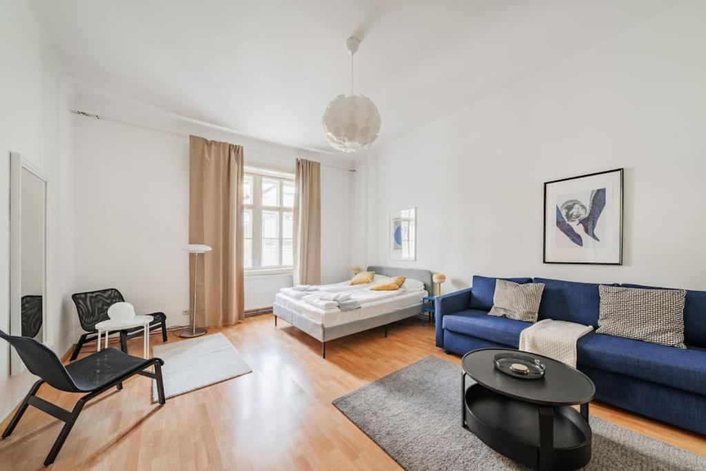 Zentrale Wohnung Fuer Entdecker Vienna Esterno foto